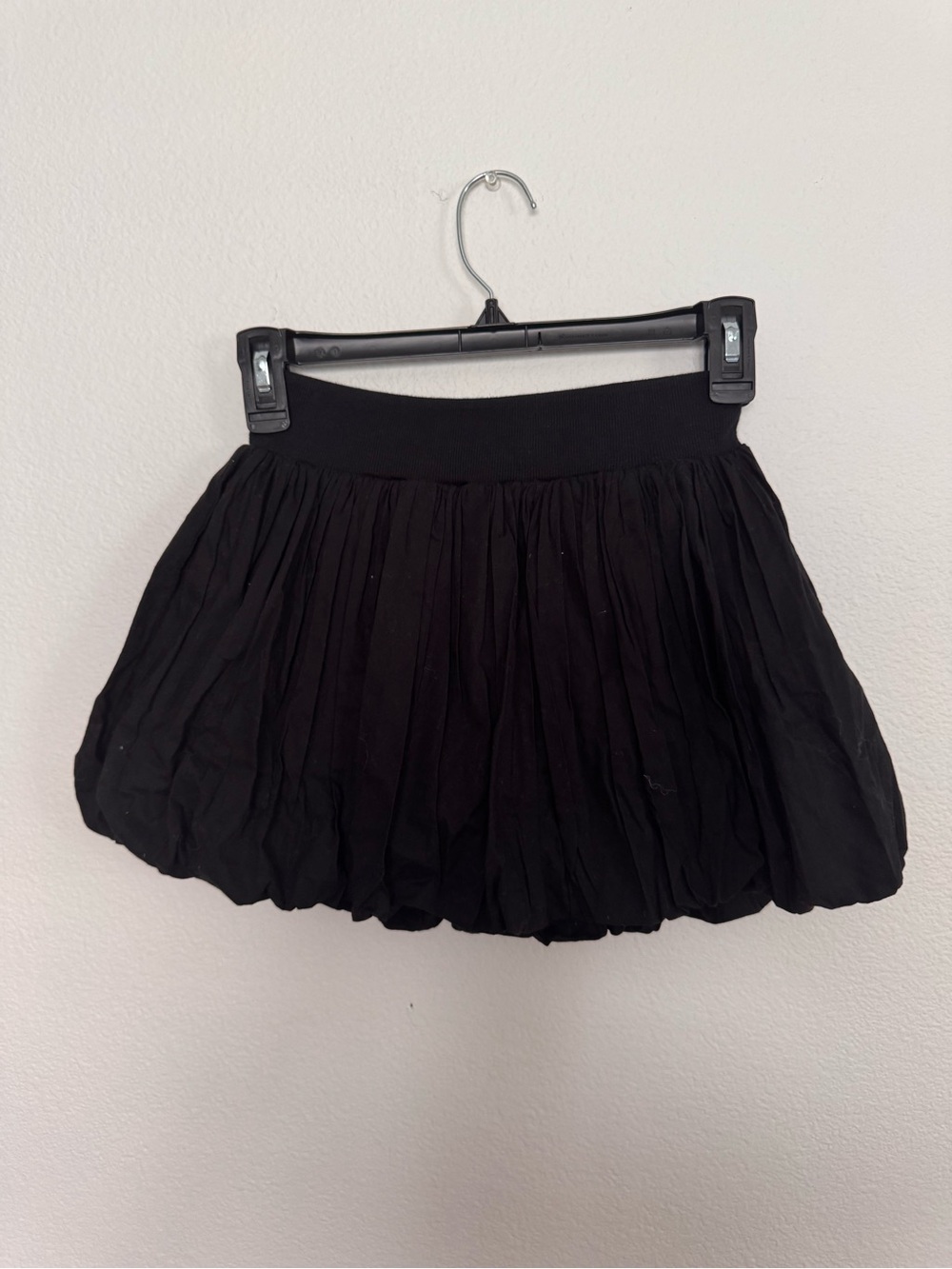 GAP Black Bubble Mini Skirt